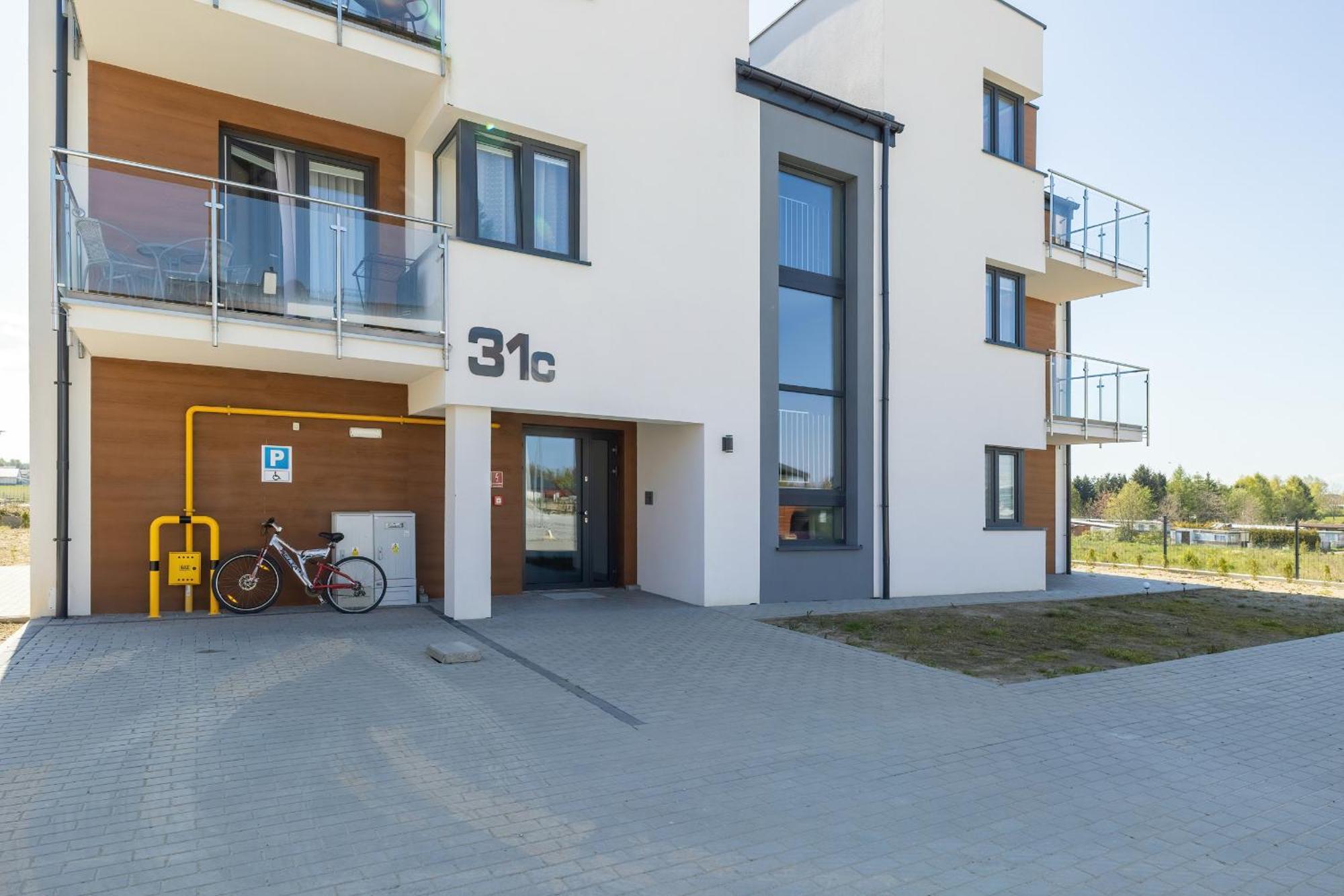 Nadmorski Apartament Z Parkingiem W Ustroniu Morskim By Noclegi Renters Ustronie Morskie Eksteriør bilde